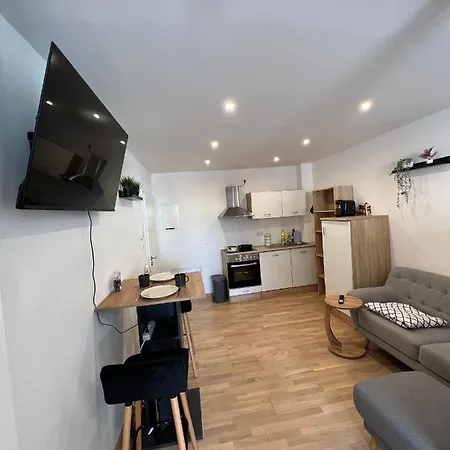 Gemuetliches Studio-Apartment In Karlsruhe Neureut - Naehe Uni-Kit-Messe, Fussbodenheizung, Regendusche, Waschmaschine, Stellplatz Exterior photo