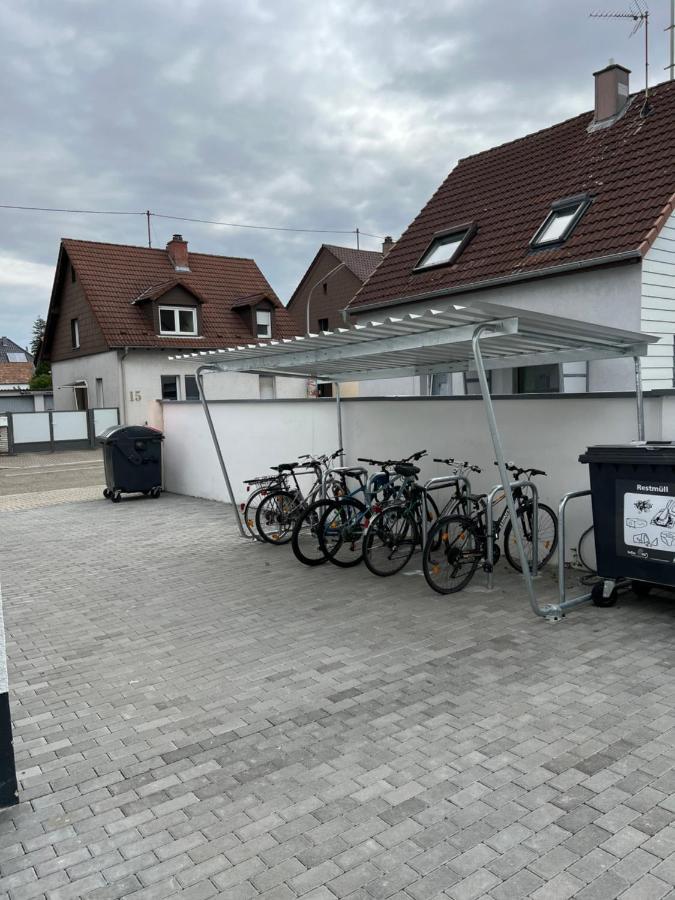 Apartment Gemuetliches Studio-apartment In Neureut - Naehe Uni-kit-messe, Fussbodenheizung, Regendusche, Waschmaschine, Stellplatz *
